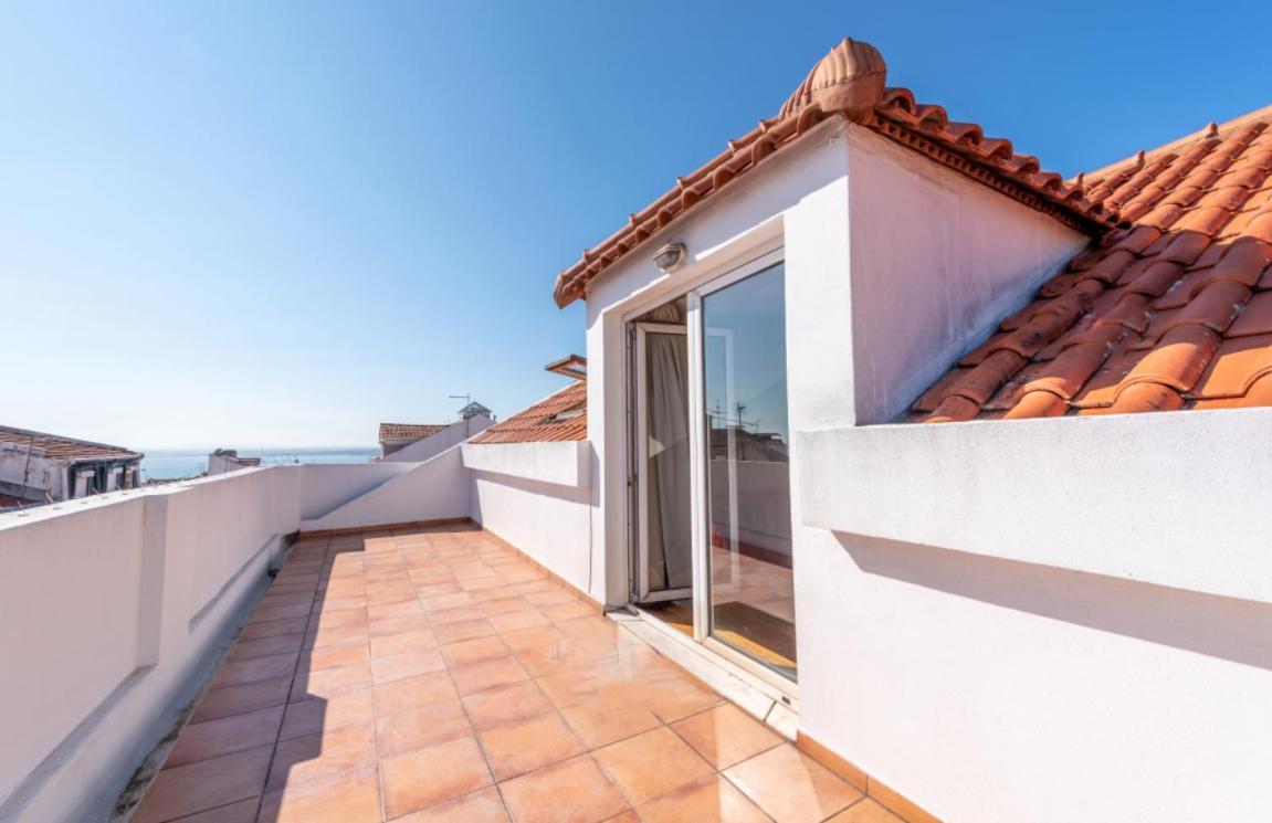 Guestready - Rare Terrace Apt, Historic Center Apartment Lisbon Exterior photo